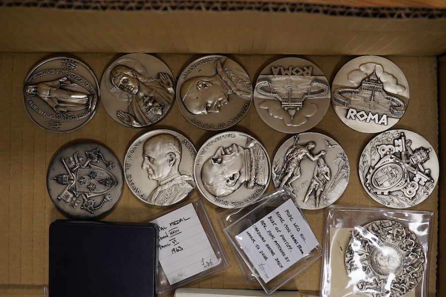 Italy, Papal commemorative medals, 20th century